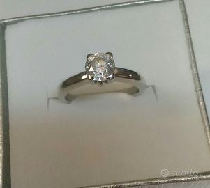 Anello solitario diamante naturale Ct 0,70