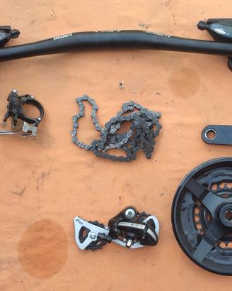 Gruppo Shimano Acera 3x8 