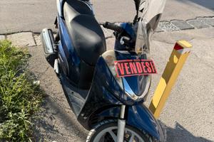 HONDA SH 300