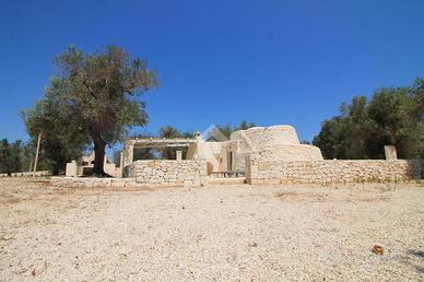 CASA DI CORTE A OSTUNI