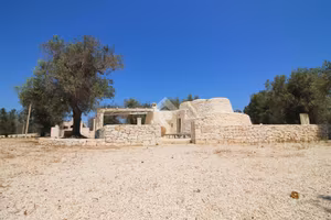 CASA DI CORTE A OSTUNI