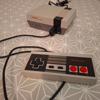 Nintendo Classic Mini NES CLV-001 con Controller o