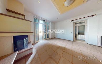 SOLUZIONE INDIPENDENTE CON DOPPIO INGRESSO E TERRA