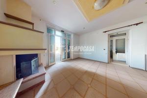 SOLUZIONE INDIPENDENTE CON DOPPIO INGRESSO E TERRA