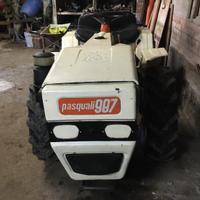 Trattore Pasquali con accessori