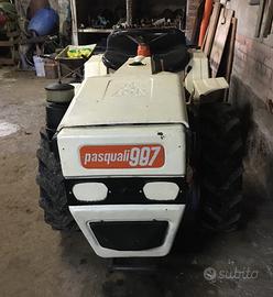 Trattore Pasquali con accessori