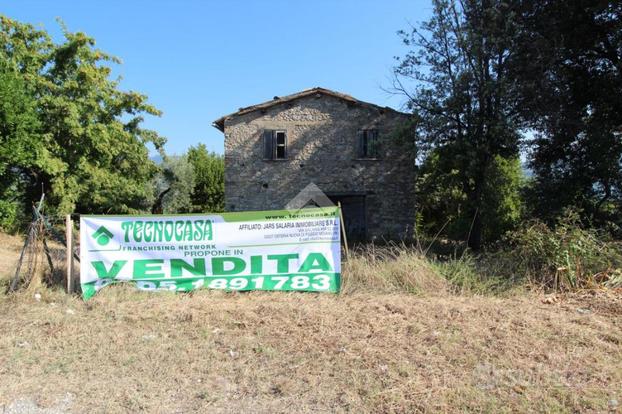 RUSTICO A POGGIO NATIVO