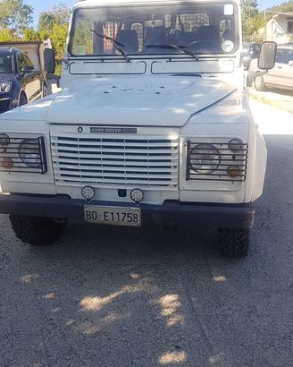 Defender 90 autocarro iscritto ASI