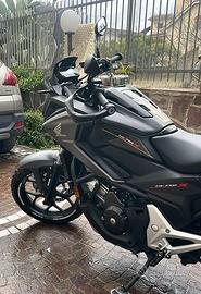 Honda NC750X cambio DCT