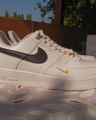 Nike Air Force 1 White Black Gold Eur 42,5