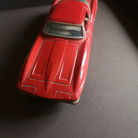 Macchina in metallo made in Japan a trazione