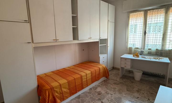 Posto letto / camera privata per studentesse