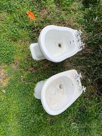 2 bidet con bellissime rubinetterie