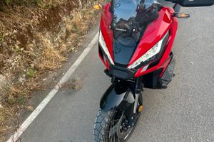 HONDA X-ADV 750 special edition zero sinistri