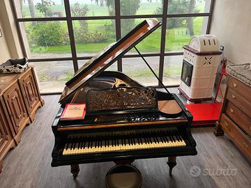 Pianoforte mezzacoda in radica del 1878