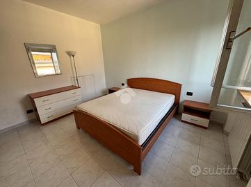 MONOLOCALE A LIMBIATE