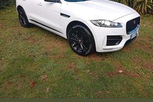 Jaguar f pace 
