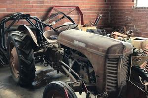 Trattore Ferguson TEH 20 benzina