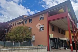 NEGOZIO A SASSO MARCONI