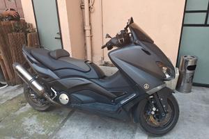 T-max 530 del 2012