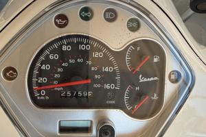 vespa 300 gts sport 2008