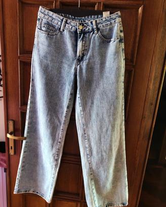 jeans mom