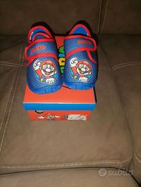 Pantofole on sale super mario