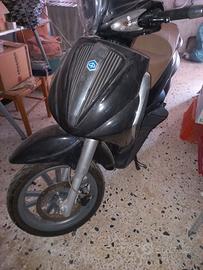 Piaggio Beverly 125 Tourer