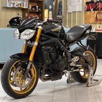 Triumph street triple 675R