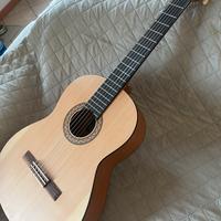 Chitarra classica YAMAHA