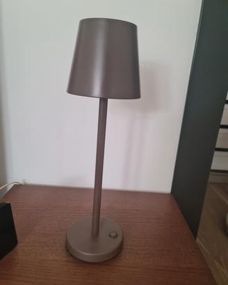 Lampada ricaricabile 