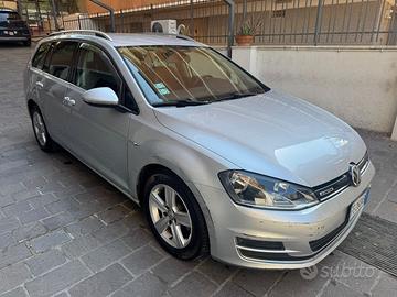 VOLKSWAGEN Golf Variant 1.4 TGI Comfor. BlueMotion