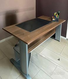 Scrivania per ufficio