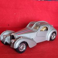 BUGATTI ATLANTIC 1936 Burago Scala 1/24 - Die Cast