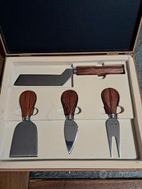 Set coltelli da formaggio Brandani 