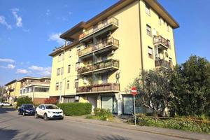 Appartamento di 122 m² con 5 locali e box auto a Q