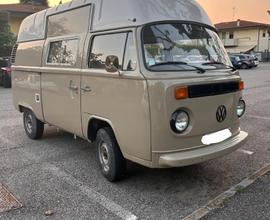 VOLKSWAGEN T2 1974' Camper Highroof