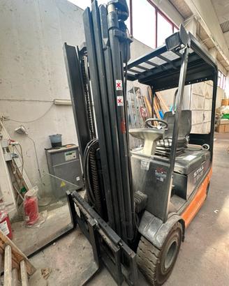 Carrello elevatore 25q