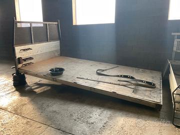 CASSONE FISSO IN ALLUMINIO MONTATO SU ISUZU