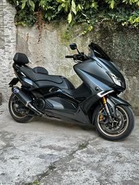 Yamaha T-Max 530 Iron Max 2016