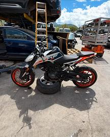 ricambi per KTM Duke 125