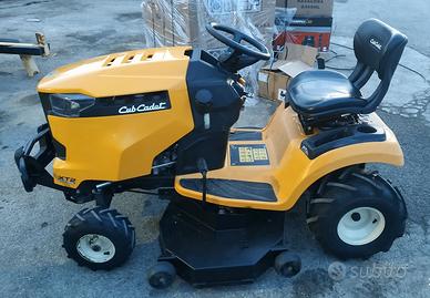 Trattorino Rasaerba Cub Cadet XT2 -V-Twin 679