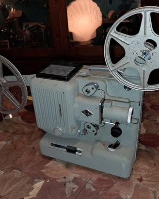 proiettore vintage per film Eumig