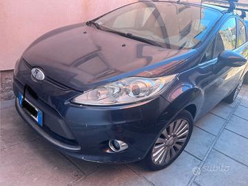 Ford Fiesta Titanium Diesel 1.4 TDCi (68 CV)