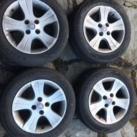 Cerchi e gomme attacco fiat 4x98