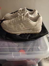 scarpa sportiva uomo