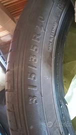 Schermo 8"-Pneumatici 315/35R20-Barre portatutto