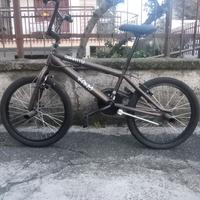 BMX perfetta, nuova, mai usata