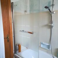 Anta a battente sopravasca