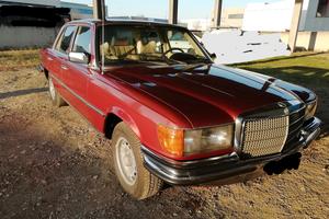 Mercedes 350  V8